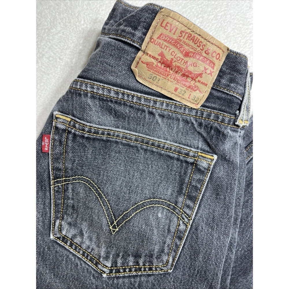 Vintage Levis 501 Black Jeans Men 32x32 (31x 29) Y2K Button Fly Denim Straight